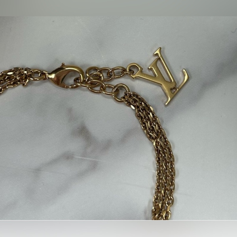 LOUIS VUITTON SWEET MONOGRAM TRIPLE ENAMAL BRACELET - Picture 4 of 6